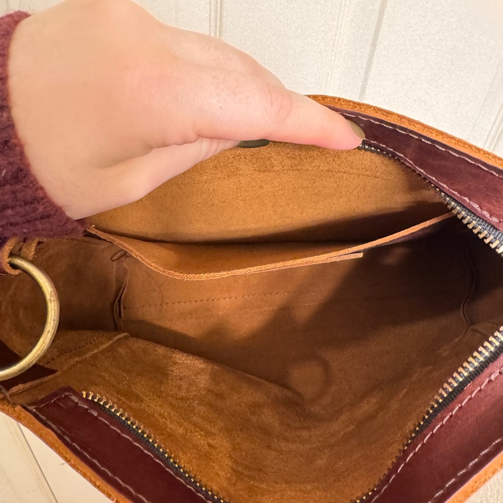 Portland Leather Goods Triangle Bag - Picture 8 of 8